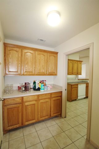 6218 Bentwood Drive, Midlothian, TX 76065