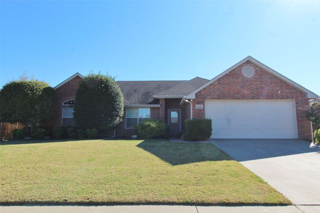 6218 Bentwood Drive, Midlothian, TX 76065