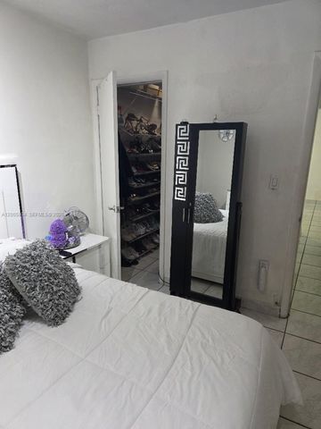 320 W 20th St 5, Hialeah, FL 33010