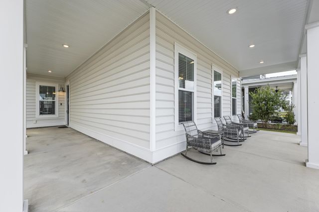 137 Country Gate Lane, Summerville, SC 29485