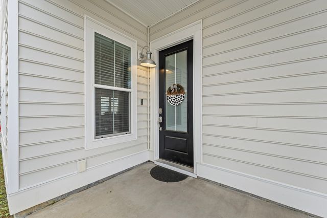 137 Country Gate Lane, Summerville, SC 29485