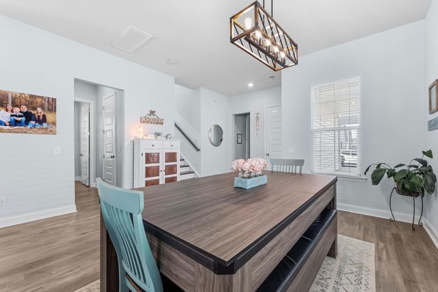 137 Country Gate Lane, Summerville, SC 29485