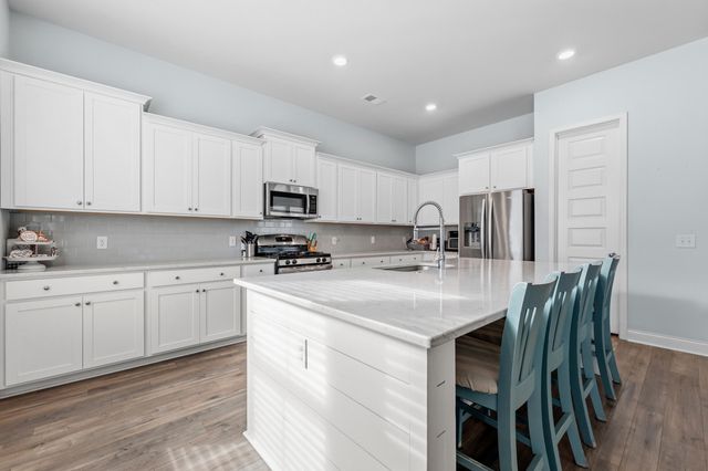 137 Country Gate Lane, Summerville, SC 29485