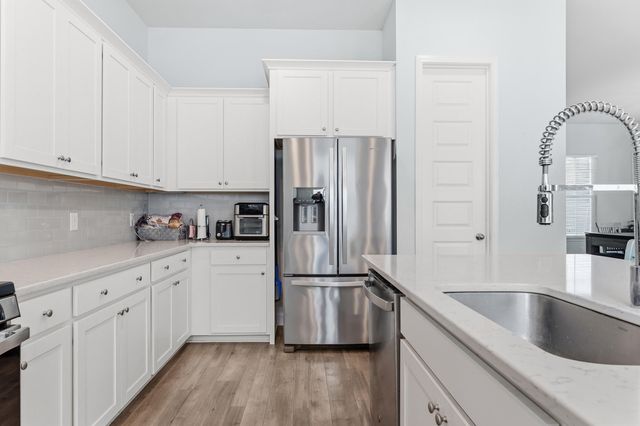 137 Country Gate Lane, Summerville, SC 29485