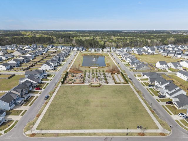 137 Country Gate Lane, Summerville, SC 29485