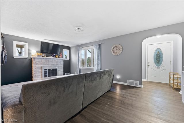 3363 Shepler Church Avenue SW, Canton, OH 44706