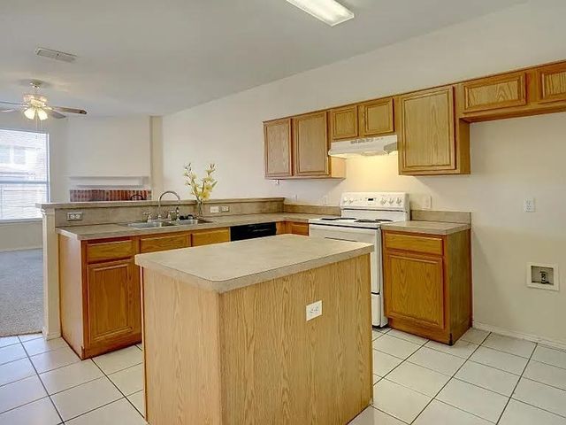 3621 Desert Mesa Road, Fort Worth, TX 76262