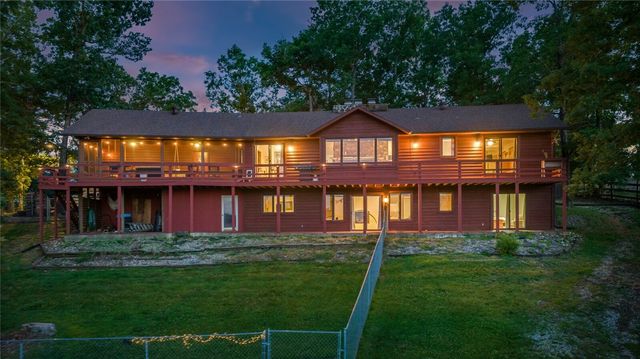 16048 Cypress Lane, Rogers, AR 72756