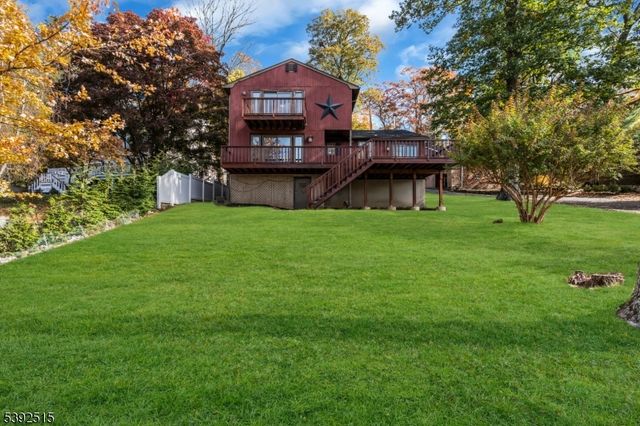 2 Oneida Ave, Hopatcong Boro, NJ 07843