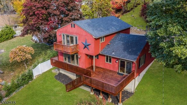 2 Oneida Ave, Hopatcong Boro, NJ 07843