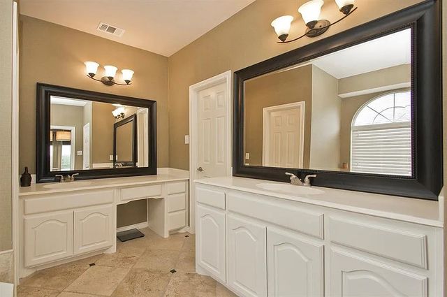 10118 St. George's Drive, Rowlett, TX 75089