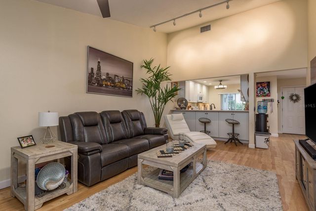 1333 N MCMULLEN BOOTH ROAD 1333, Clearwater, FL 33759