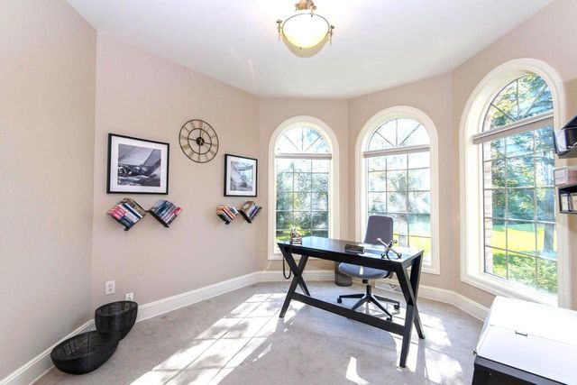 10935 N Oriole LANE, Mequon, WI 53092