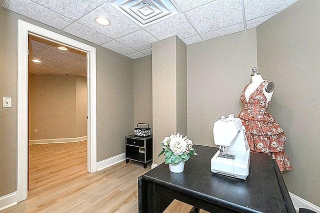 10935 N Oriole LANE, Mequon, WI 53092
