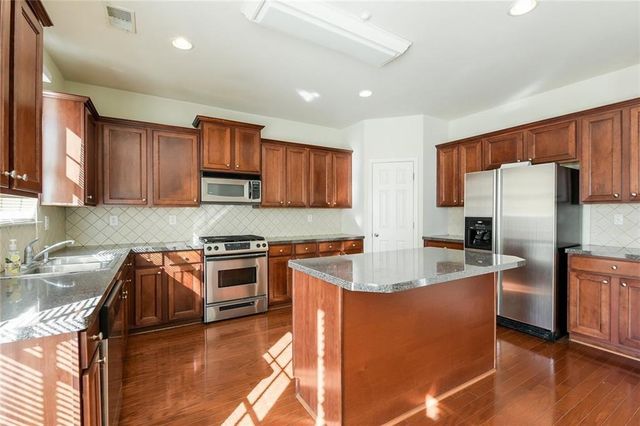 669 Maple Grove Way, Marietta, GA 30066