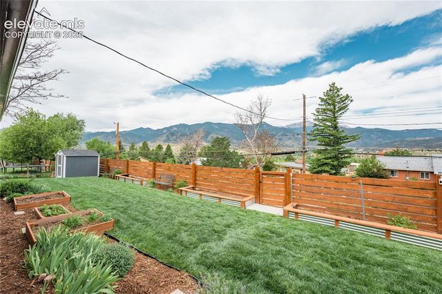 622 Pioneer Lane, Colorado Springs, CO 80904