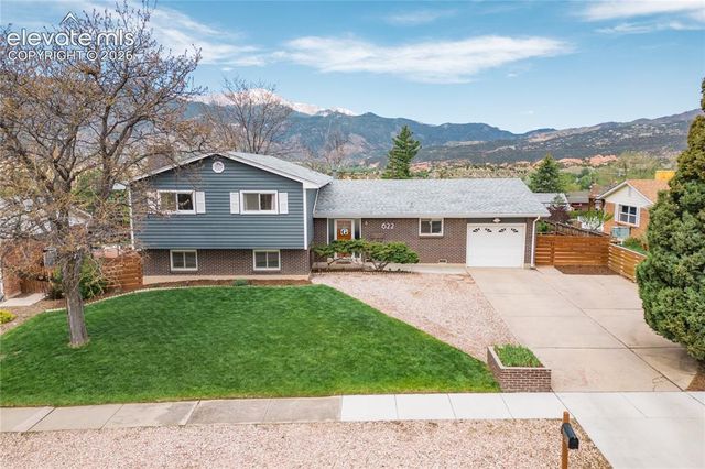 622 Pioneer Lane, Colorado Springs, CO 80904