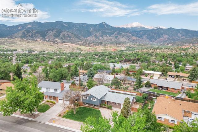 622 Pioneer Lane, Colorado Springs, CO 80904