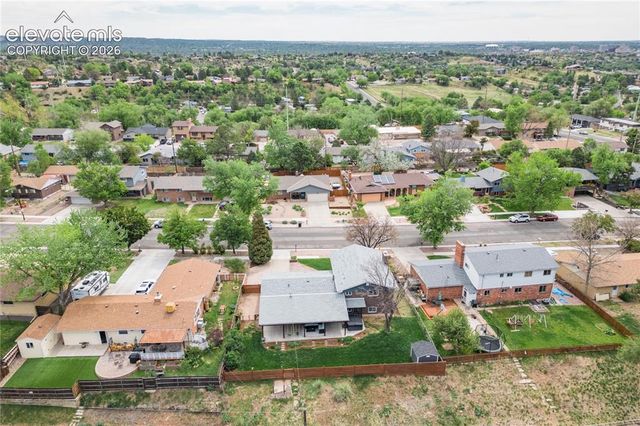 622 Pioneer Lane, Colorado Springs, CO 80904