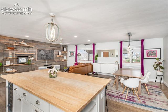 622 Pioneer Lane, Colorado Springs, CO 80904