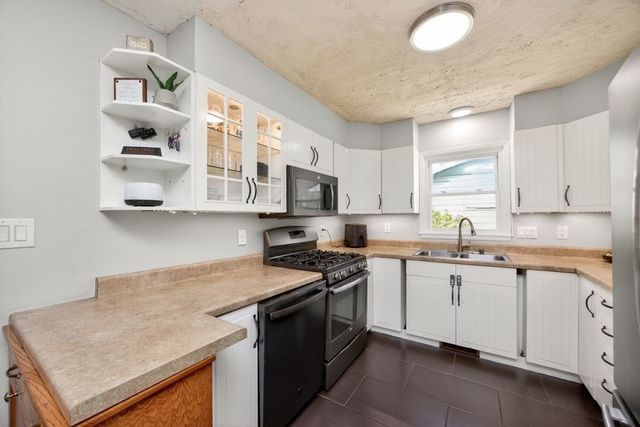 1305 Meadow Drive, Norwalk, IA 50211