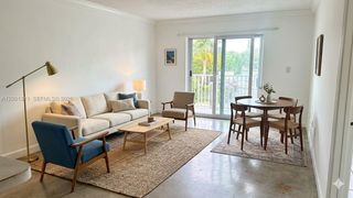 7830 Dickens Avenue 203, Miami Beach, FL 33141