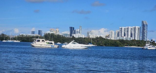 2620 NE 135th St 431, North Miami, FL 33181