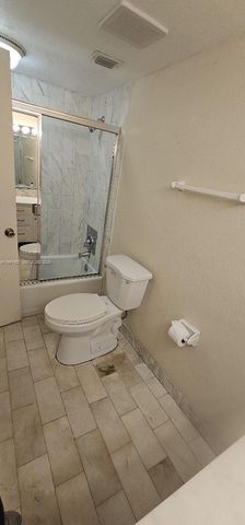 2620 NE 135th St 431, North Miami, FL 33181