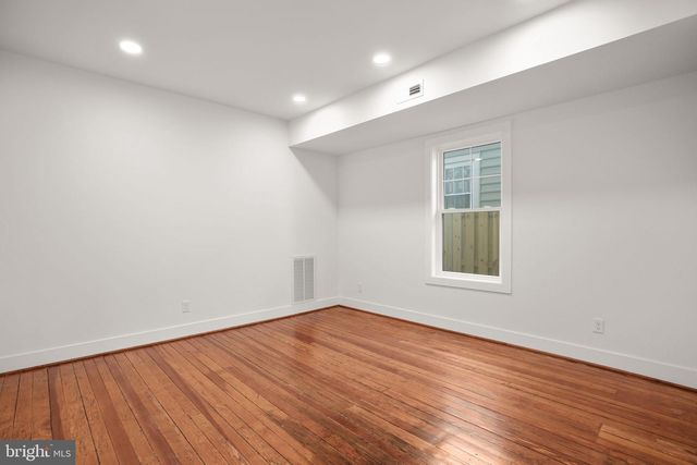 1606 CHARLES ST, Fredericksburg, VA 22401