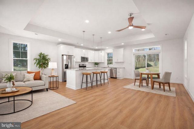 1606 CHARLES ST, Fredericksburg, VA 22401