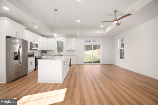 1606 CHARLES ST, Fredericksburg, VA 22401