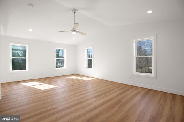 1606 CHARLES ST, Fredericksburg, VA 22401