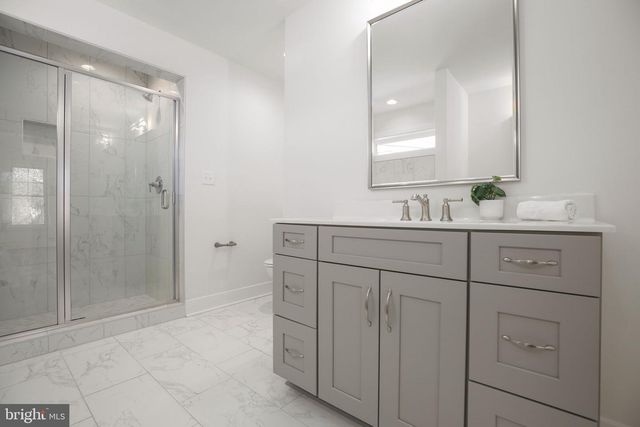 1606 CHARLES ST, Fredericksburg, VA 22401