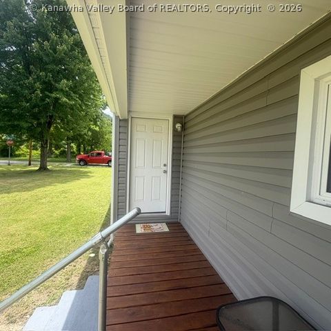 5122 Lancaster Avenue, Charleston, WV 25304