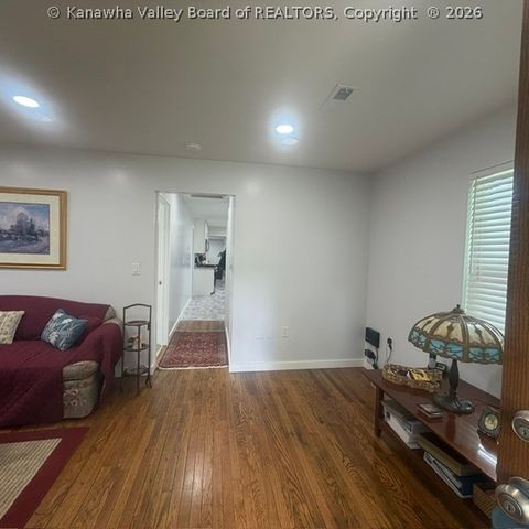 5122 Lancaster Avenue, Charleston, WV 25304