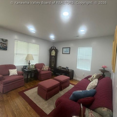 5122 Lancaster Avenue, Charleston, WV 25304