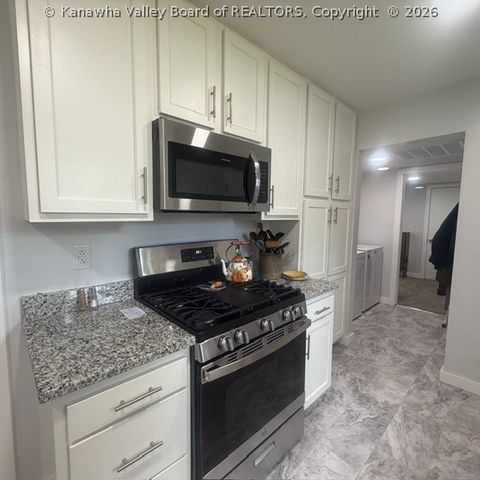 5122 Lancaster Avenue, Charleston, WV 25304
