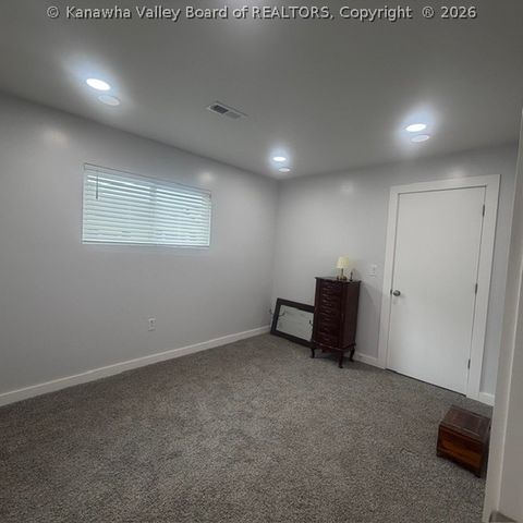 5122 Lancaster Avenue, Charleston, WV 25304