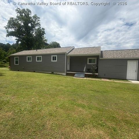 5122 Lancaster Avenue, Charleston, WV 25304