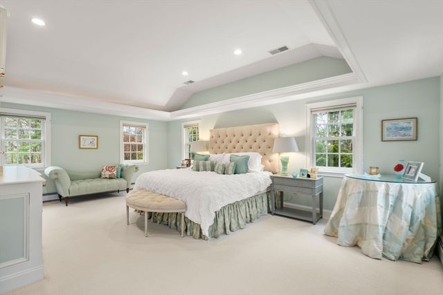 80 Pokonoket Ave, Sudbury, MA 01776