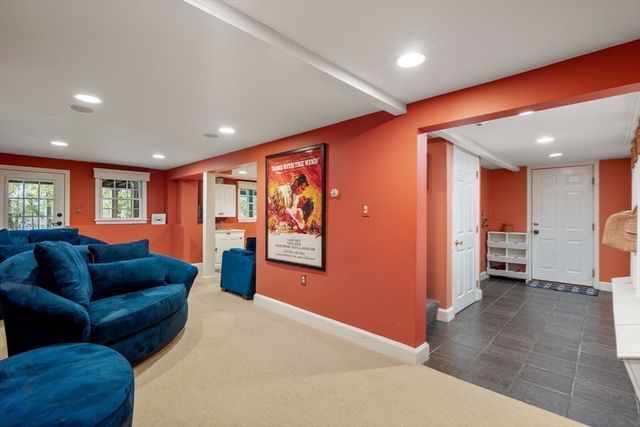 80 Pokonoket Ave, Sudbury, MA 01776