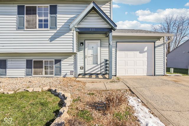 111 Meadow Creek Boulevard, Whiteland, IN 46184
