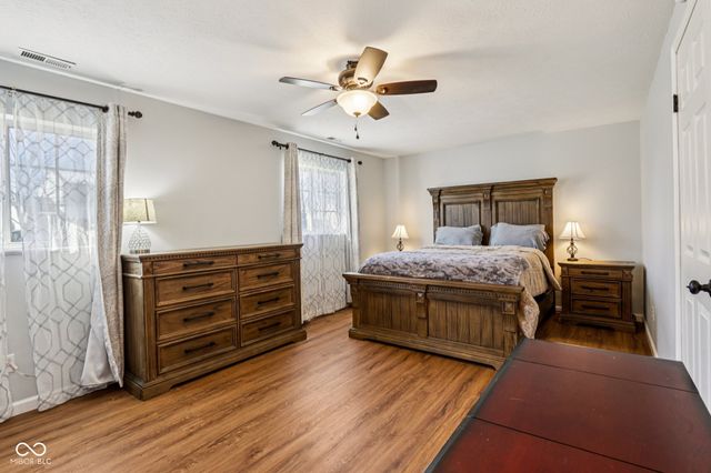 111 Meadow Creek Boulevard, Whiteland, IN 46184