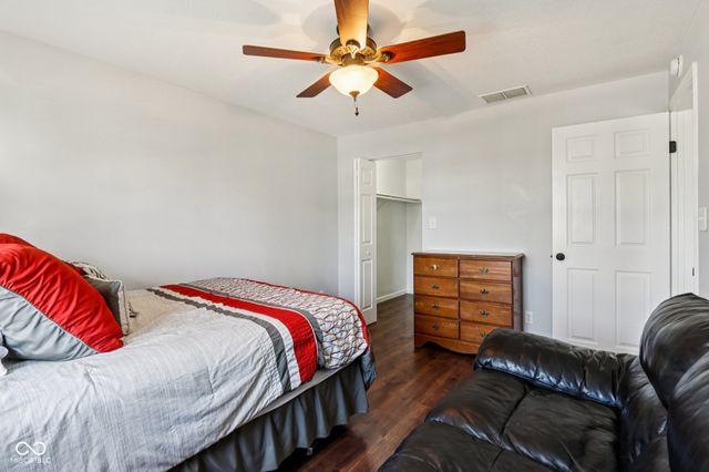 111 Meadow Creek Boulevard, Whiteland, IN 46184