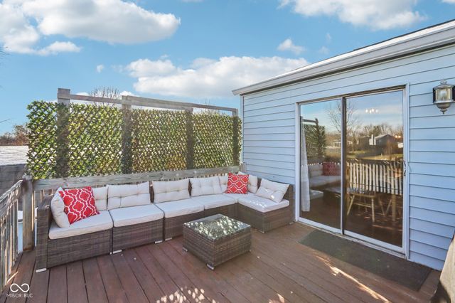 111 Meadow Creek Boulevard, Whiteland, IN 46184