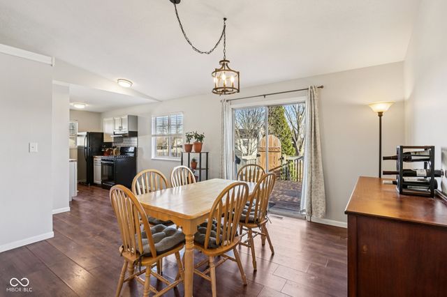 111 Meadow Creek Boulevard, Whiteland, IN 46184