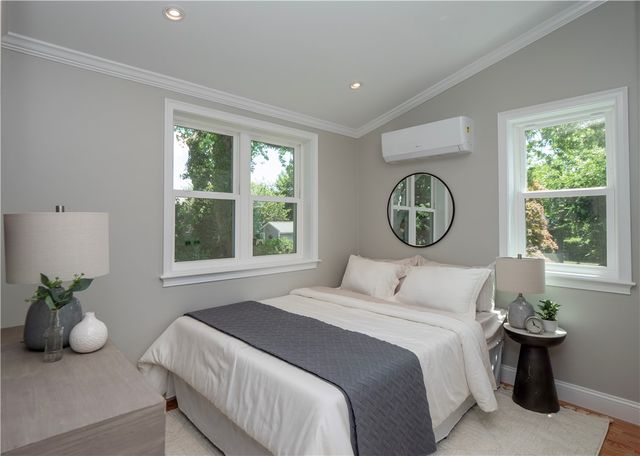 31 Prescott Hall Road, Newport, RI 02840