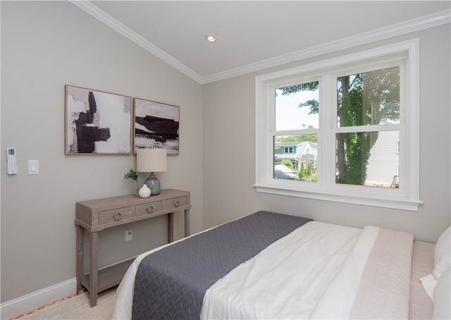 31 Prescott Hall Road, Newport, RI 02840