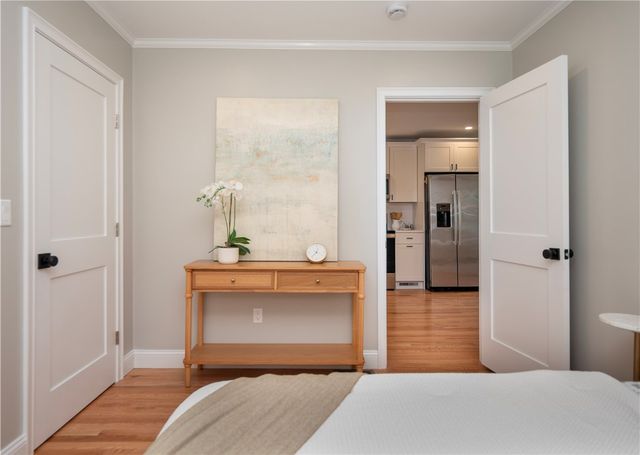 31 Prescott Hall Road, Newport, RI 02840