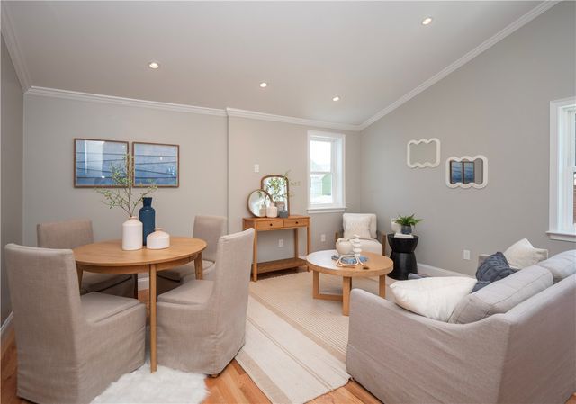31 Prescott Hall Road, Newport, RI 02840